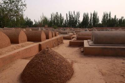 Tomb of Fragrant Concubine 