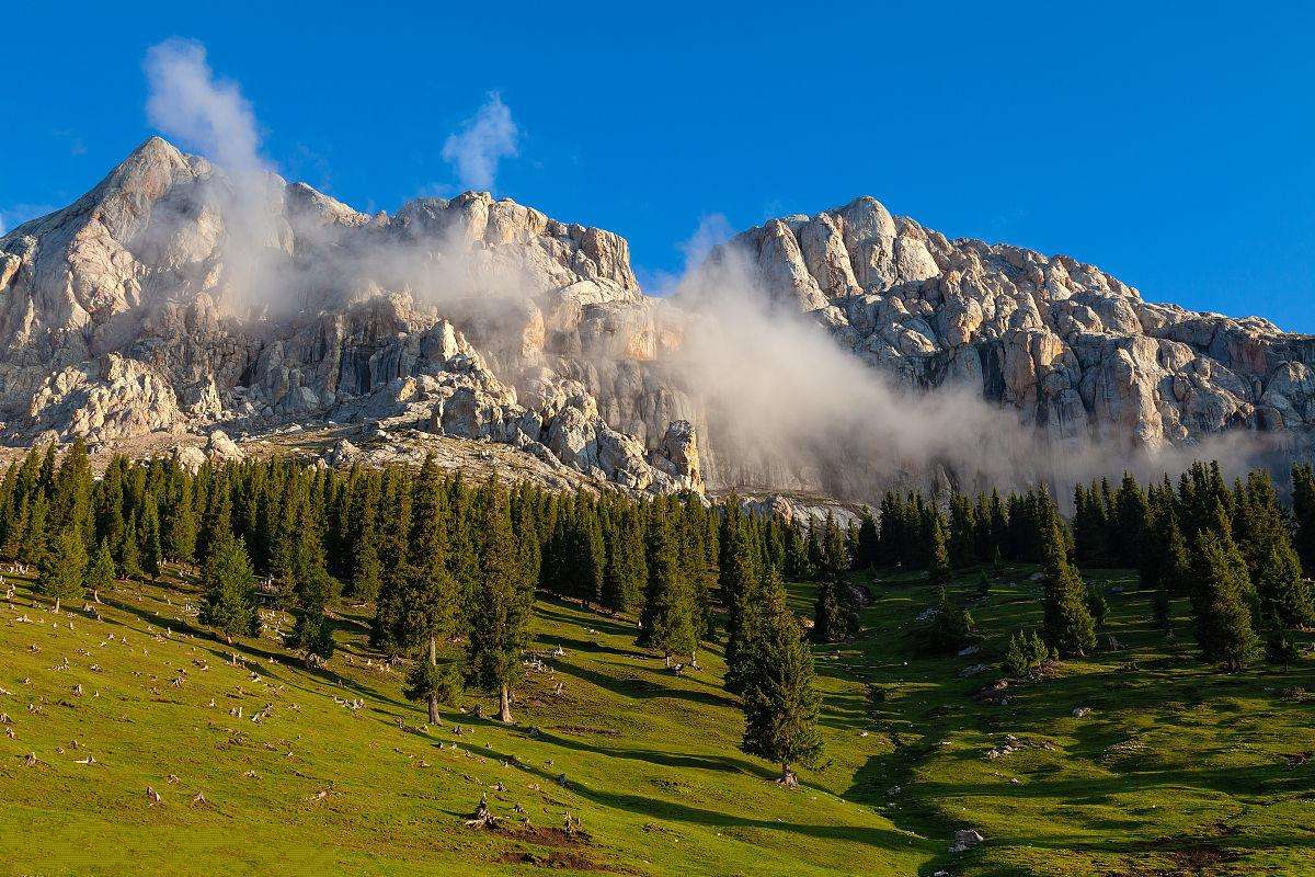 White Stone Snow Peak Xinjiang