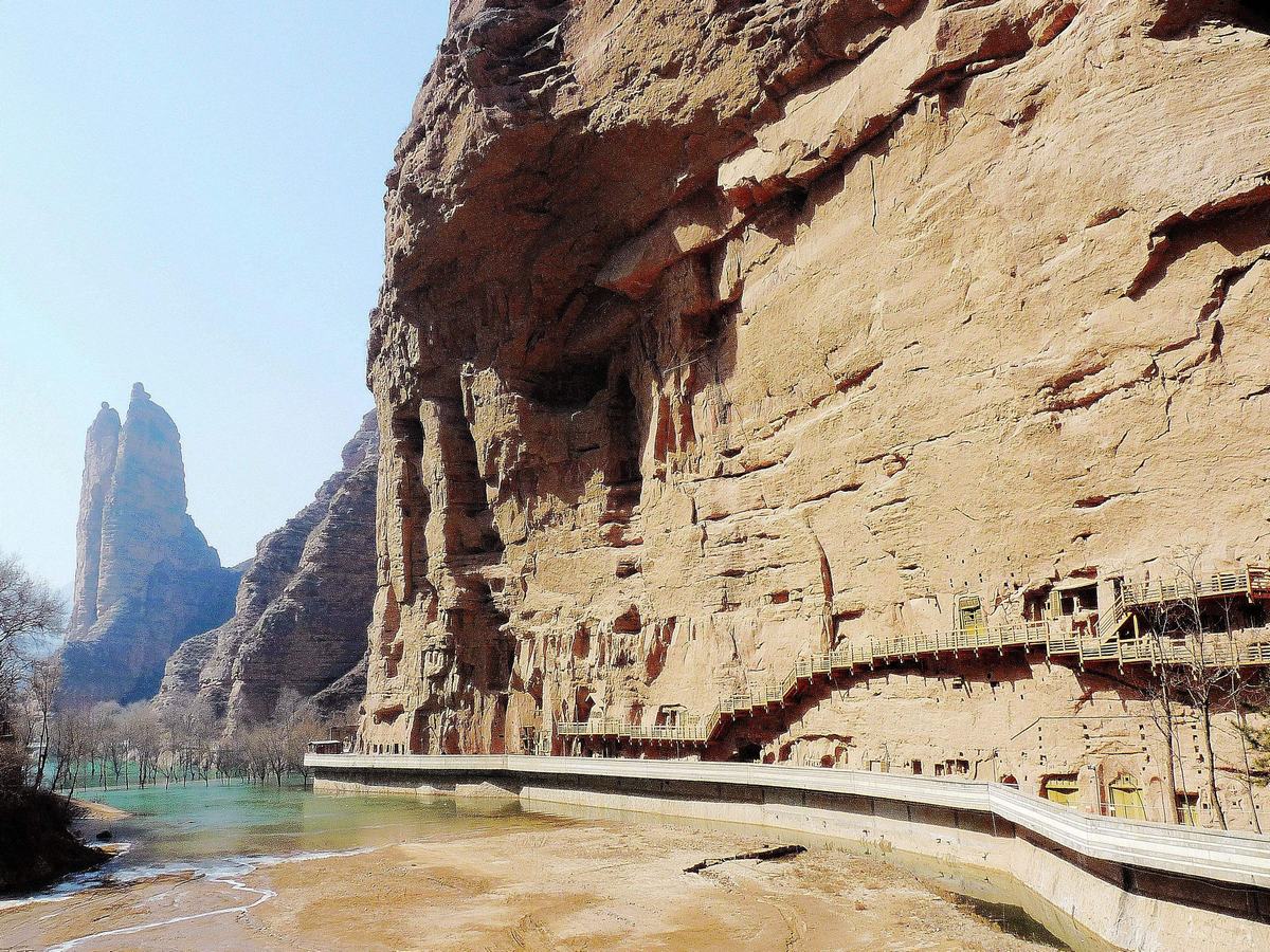 Binglingsi Grottoes Gansu