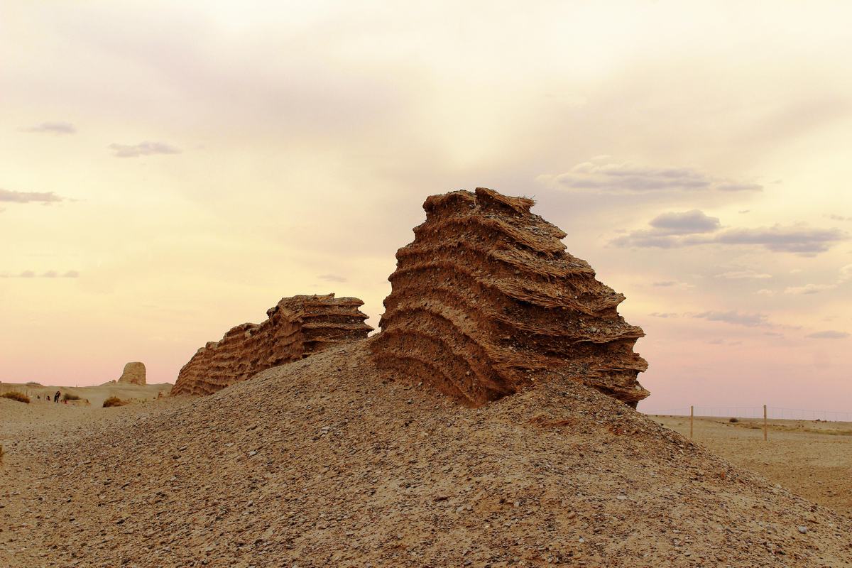 Dunhuang Han Dynasty Great Walls 