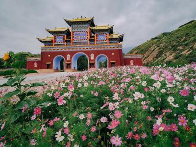 Horse's Hoof Temple