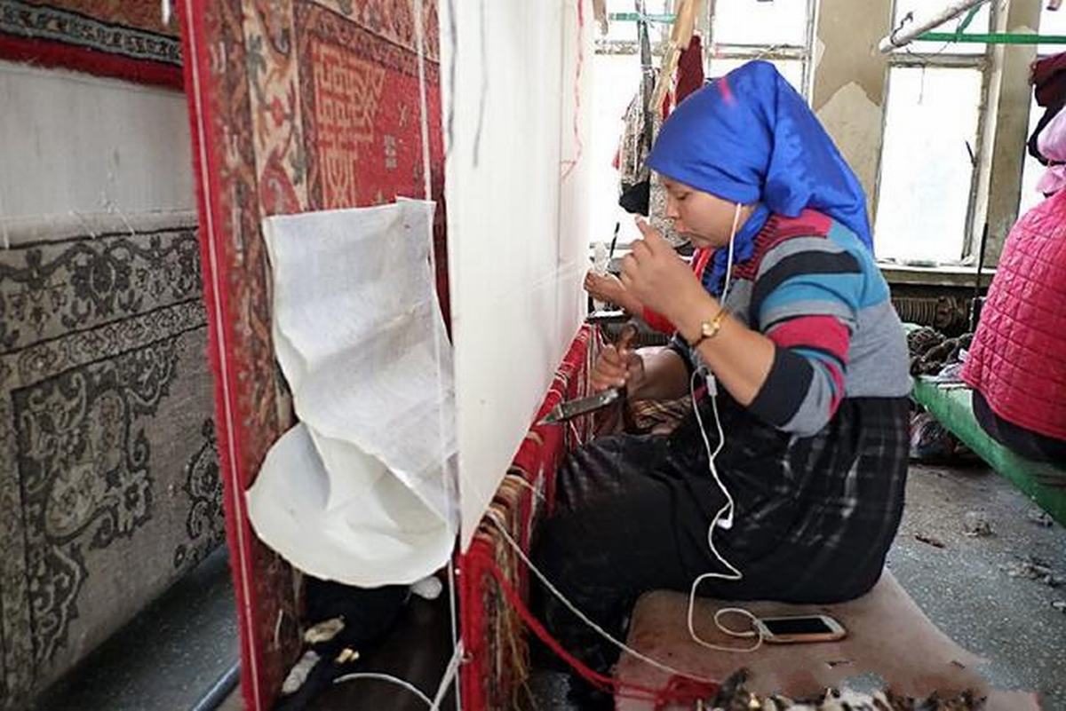 Hotan Carpet Factory