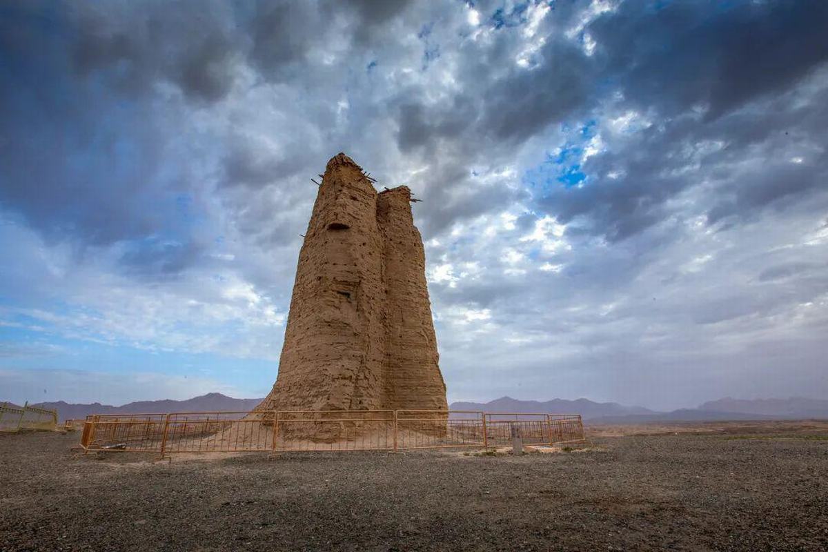 Xinjiang Kizilgaha Beacon Tower