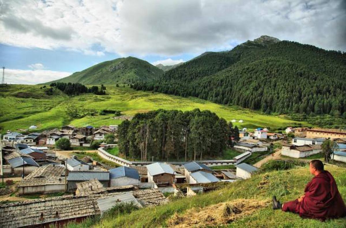 Langmu Temple Town