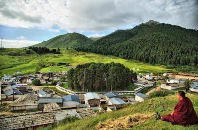 Langmu Temple Town