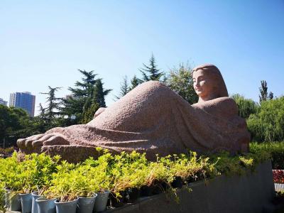 Statue of Mother Yellow River