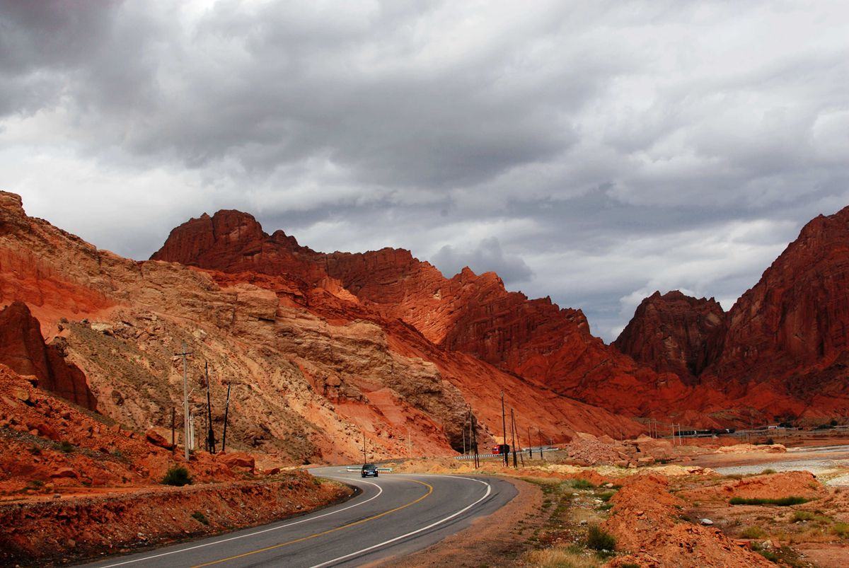 Tianshan Mysterious Grand Canyon