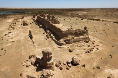 Yumenguan Pass - Silk Road